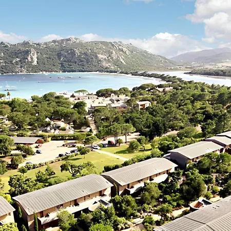 A Porto-vecchio Avec Piscine Partagee, 43 M² Apartman