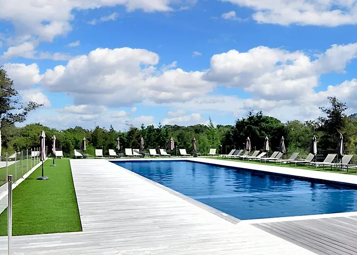 A Porto-vecchio Avec Piscine Partagee, 43 M² * Porto-Vecchio (Corsica)